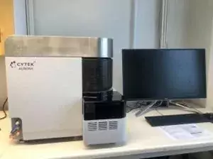 Cytek Aurora 4L spectral analyzer. Full spectrum flow cytometer with four lasers (405, 488, 560 and 635nm) allowing detection of 20+ fluorophores.