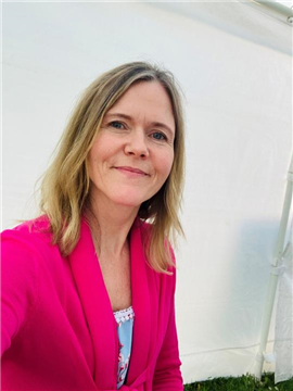 Carina Karlsson (Tjänstledig)