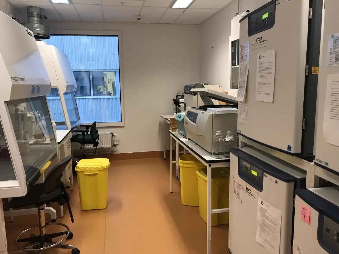 Virus lab, Biosafety level 2 Core facility at BioClinicum | Karolinska ...