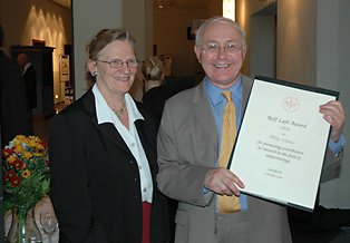 Kerstin Brismar och Sir Philip Cohen, mottagare av Rolf Luft Award 2006