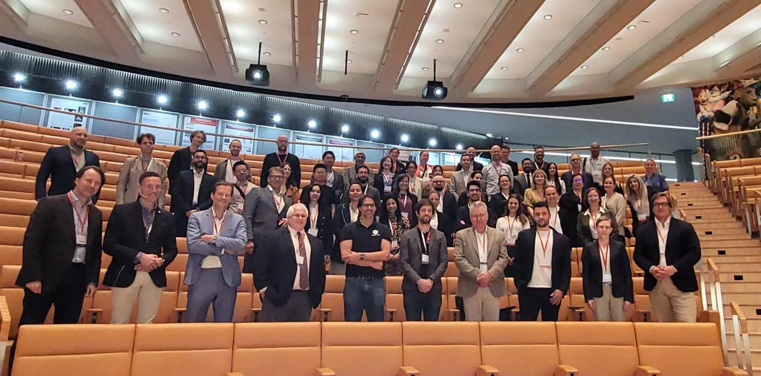 Gruppbild av talarna i Sune Bergströms Aula