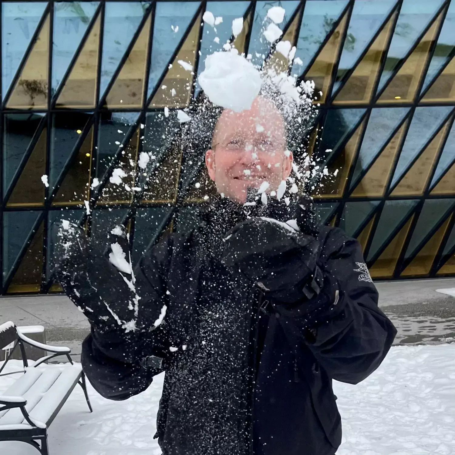 Professor Johan Askling i snön.