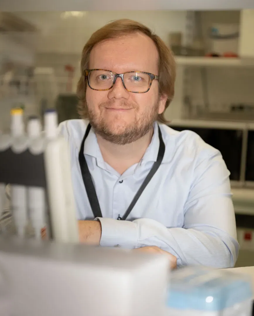 Photo of researcher Marcus Buggert, MedH, KI