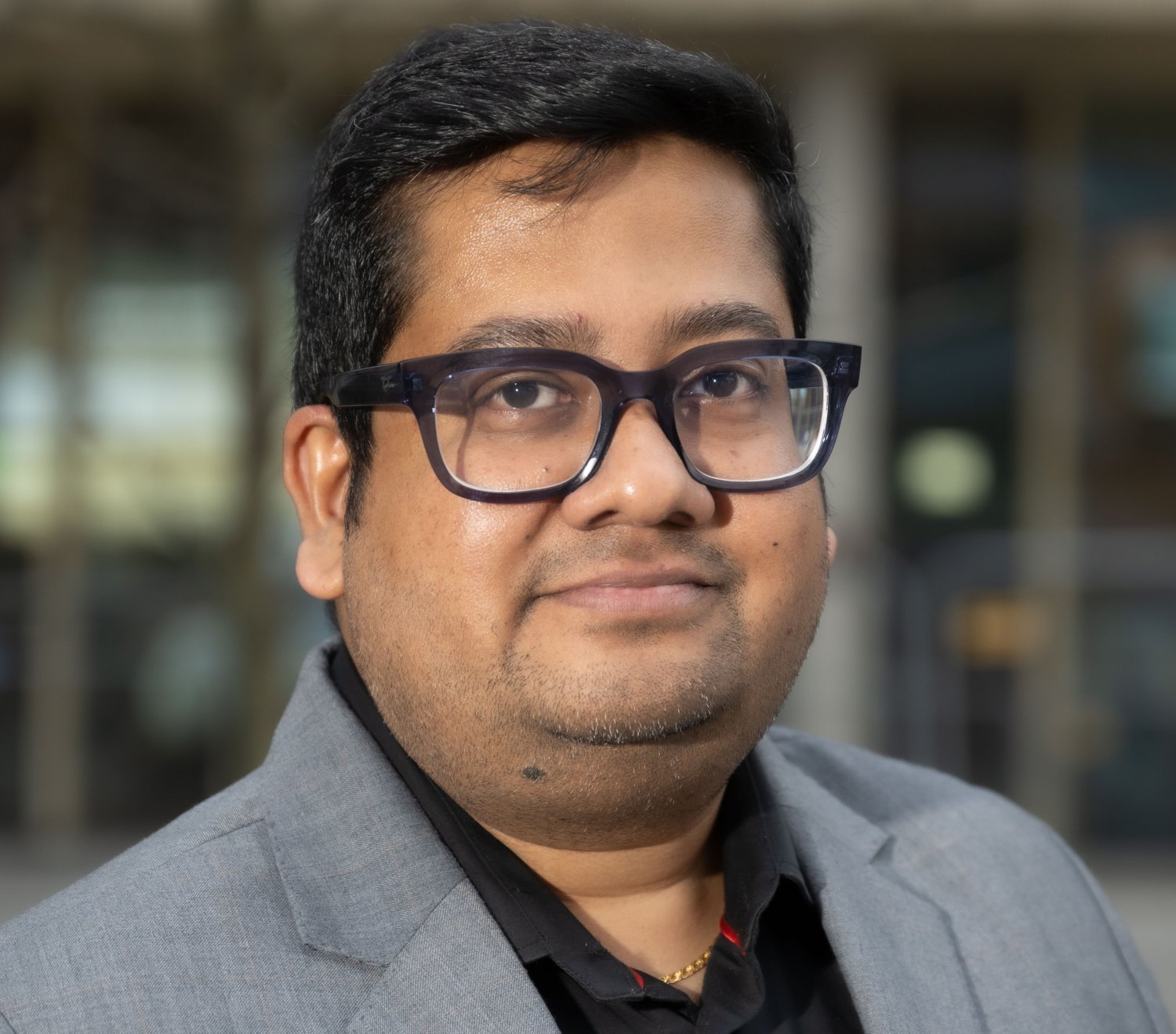 Portrait photo of Ujjwal Neogi, Department of Laboratory Medicine.