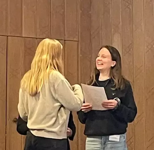 Anna Pumpe receives Best Poster Prize