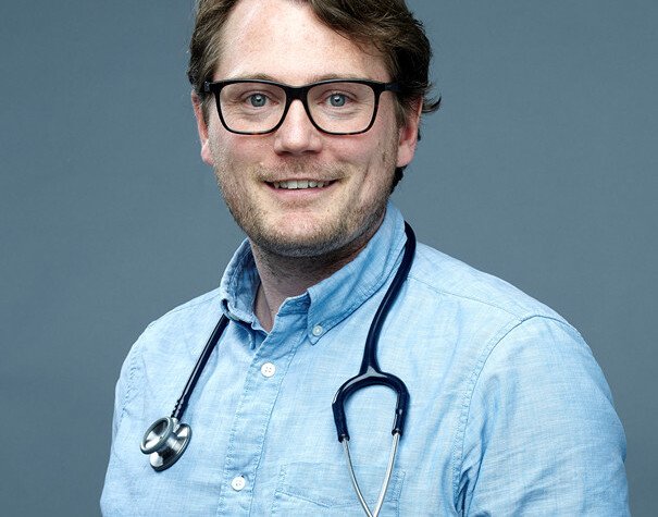 Mattias Carlsten is a physician and researcher and have donated bone marrow in several studies. Photo: Lindsten & Nilsson