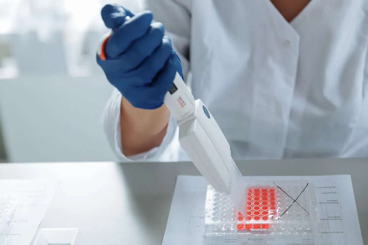 pipette lab samples