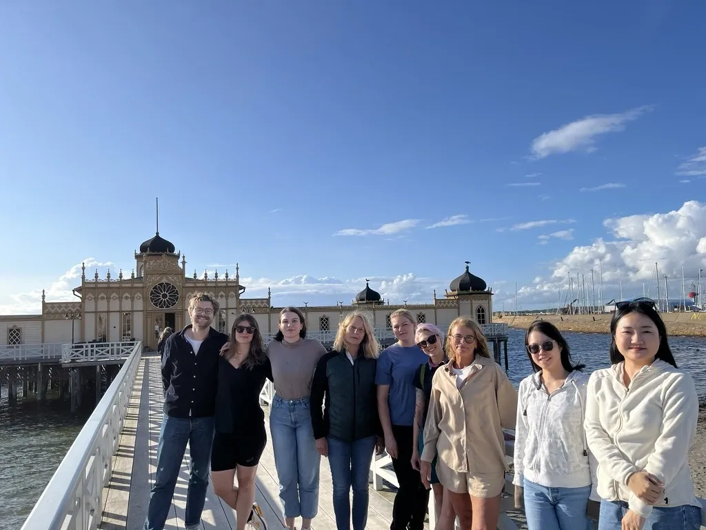 Several people in front of Varberg bath house