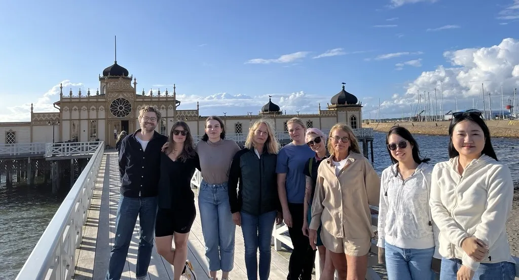 Several people in front of Varberg bath house
