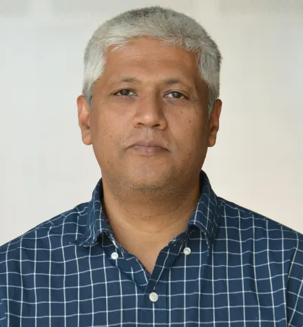 Portrit of Joy Roy