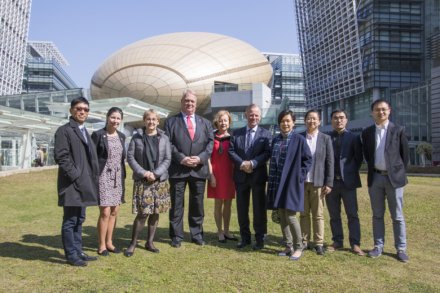 Vice-Chancellor Ole Petter Ottersen and Chair of the Board of KI Mikael Odenberg visited MWLC in 2017