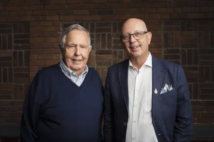 Donatorn Björn Gysell med KI-forskare.