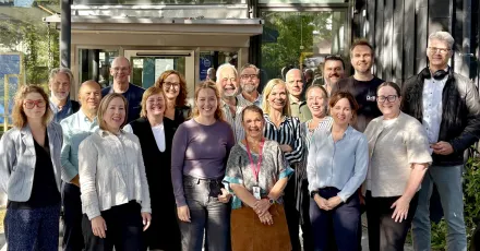 bild på grupp av personer