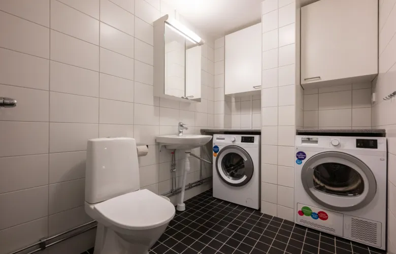 Picture of common bathroom in shared 4-bedroom apartment, KI Residence Flemingsberg.