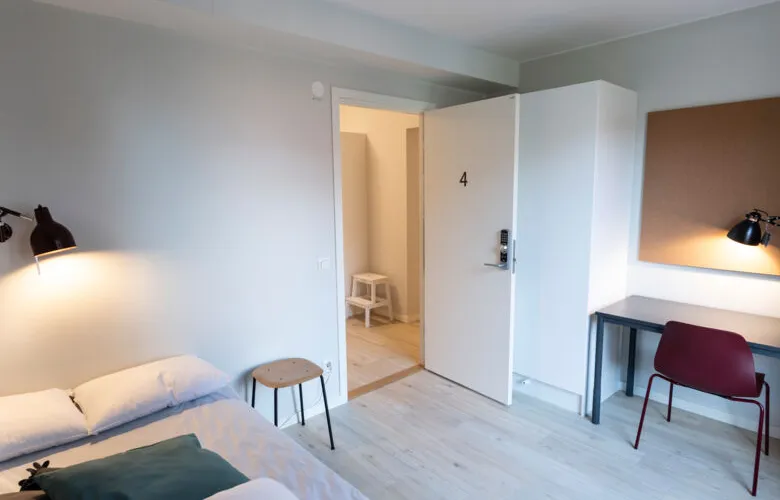 Single room in a shared 4 bedroom apartment, KI Residence Solna